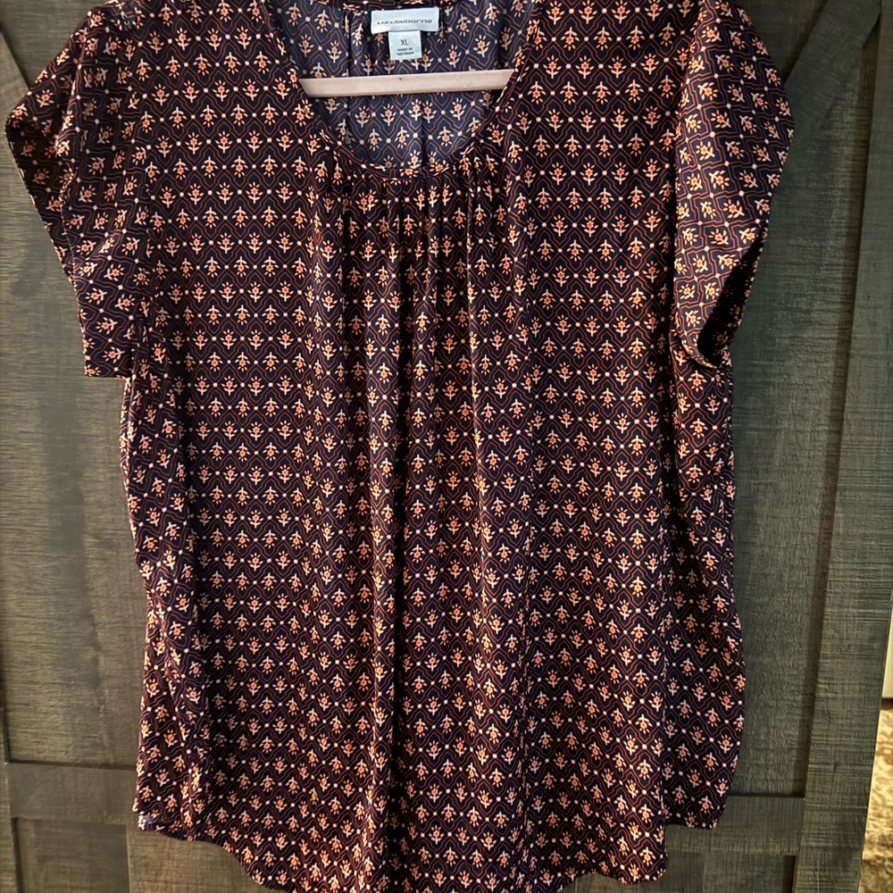 Liz Claiborne Navy Blouse with Pink Geometric Floral Print size XL